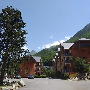 Appartement F2 Au Domaine Des 100 Lacs - Piscine - Sauna - Hammam, Cauterets